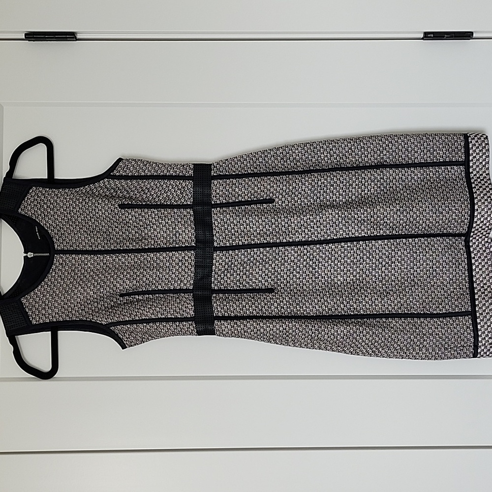 Club Monaco tweed dress 00 petites.